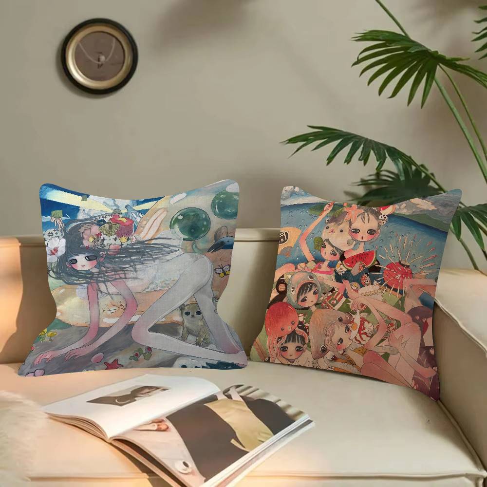 Kunstenaar Aya Takano kussensl - Aya Home Textiles recensie en prijs